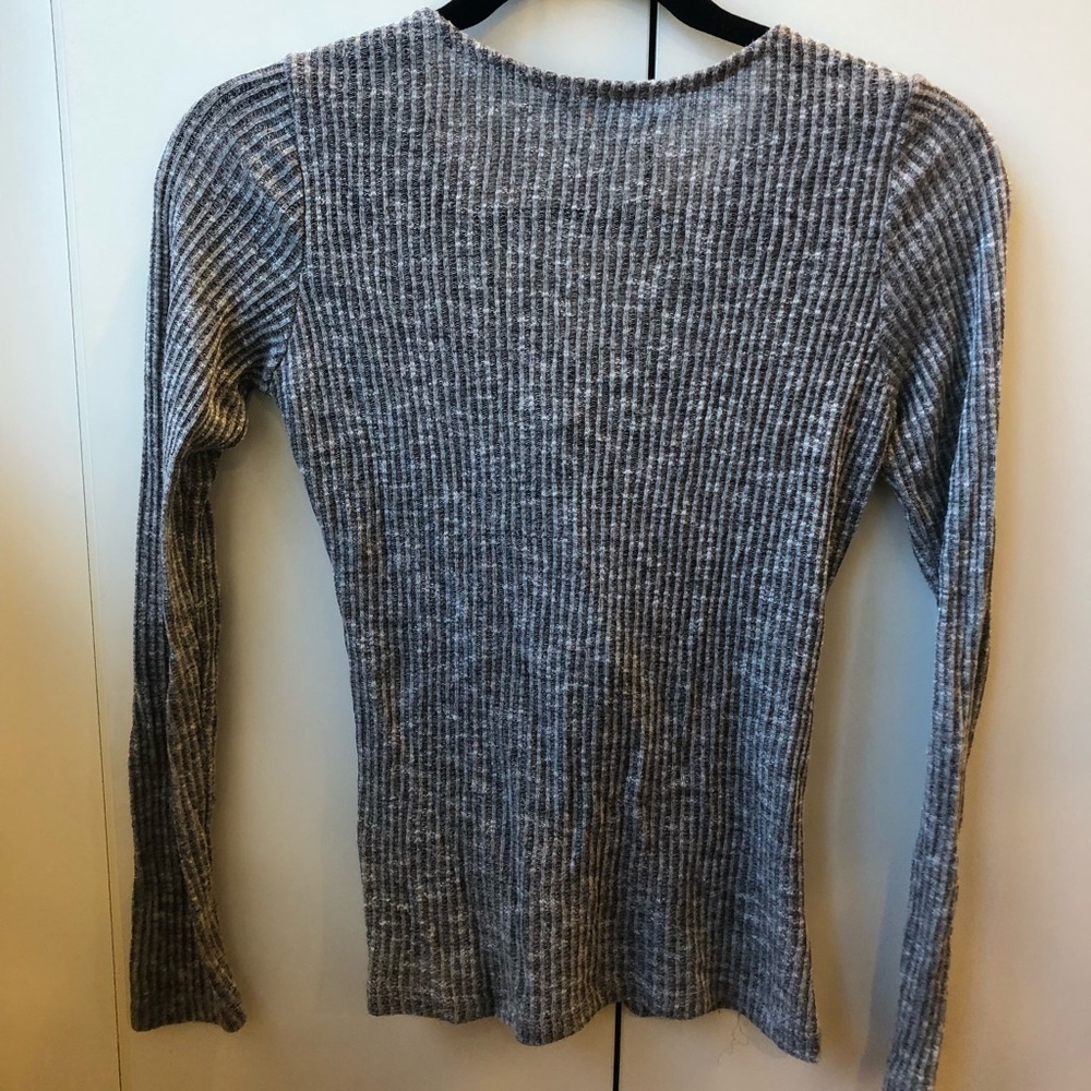 Lace-Up Ribbed Grey Top - Picture 2 of 3